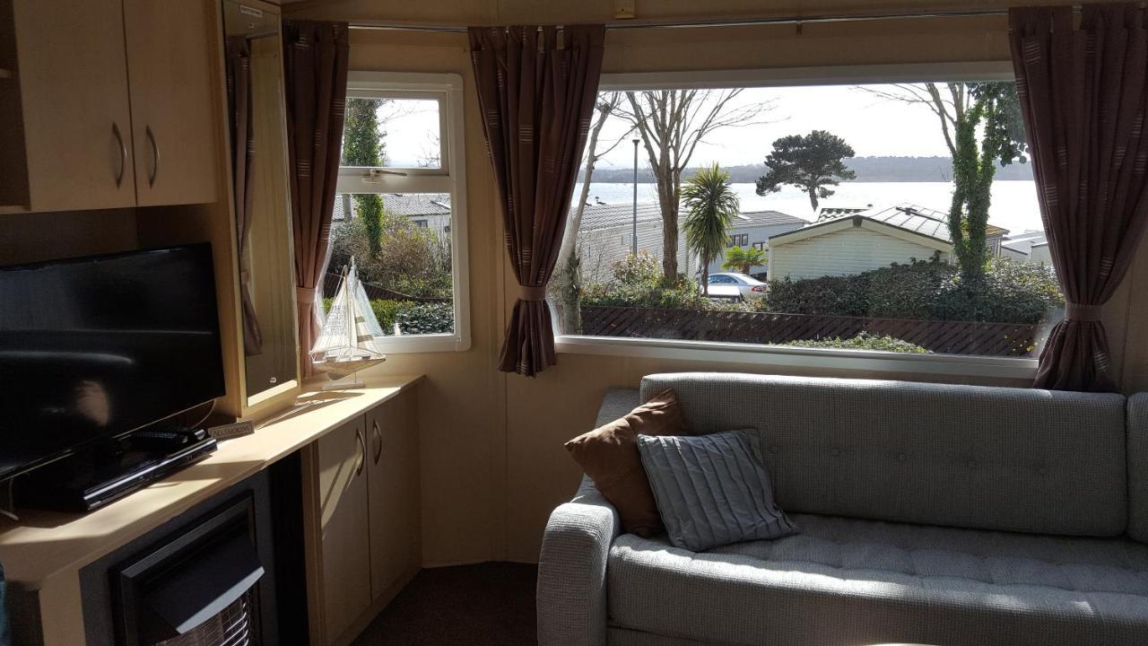 فندق Pine Ridge 59 Rockley Park Poole With Sea View Sleeps Six المظهر الخارجي الصورة
